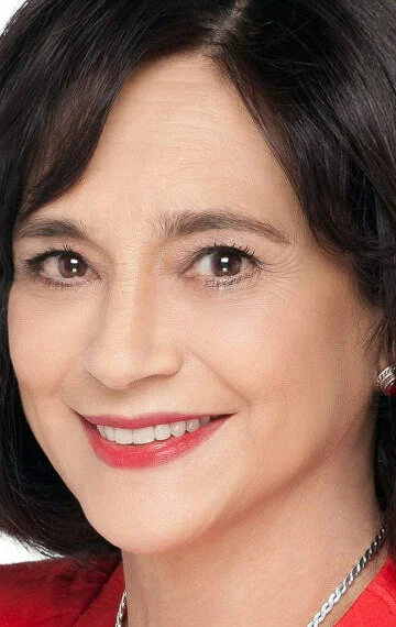 Офелия Медина